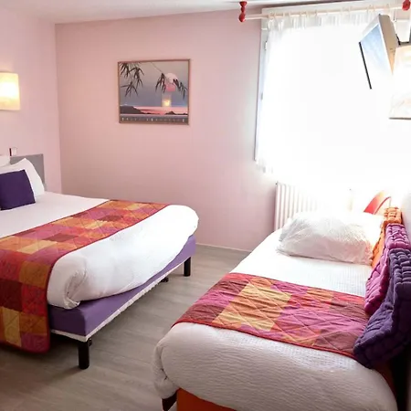 Logis Le Moulin Des Gardelles Hotel