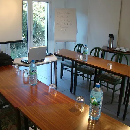 Hotel Logis Le Moulin Des Gardelles 3*
