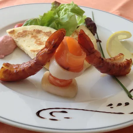 Hotel Logis Le Moulin Des Gardelles Riom