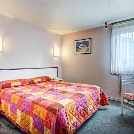 Hotel Logis Le Moulin Des Gardelles Riom