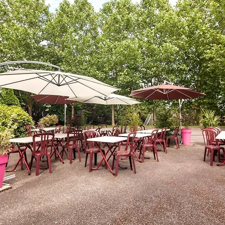 Logis Le Moulin Des Gardelles Riom