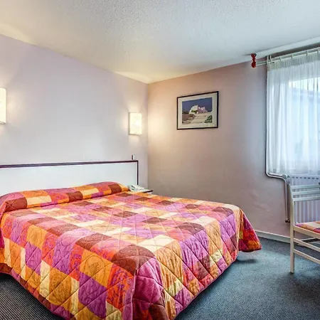 Hotel Logis Le Moulin Des Gardelles Riom